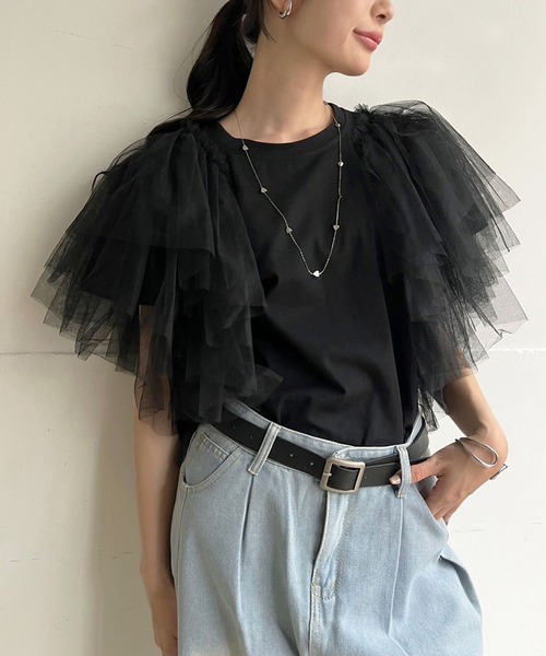 Jewelobe(ジュエローブ)の「ボリュームチュールラッフルTシャツ(Tシャツ/カットソー・レディース・ホワイト/ブラック・FREE)」の2枚目の写真