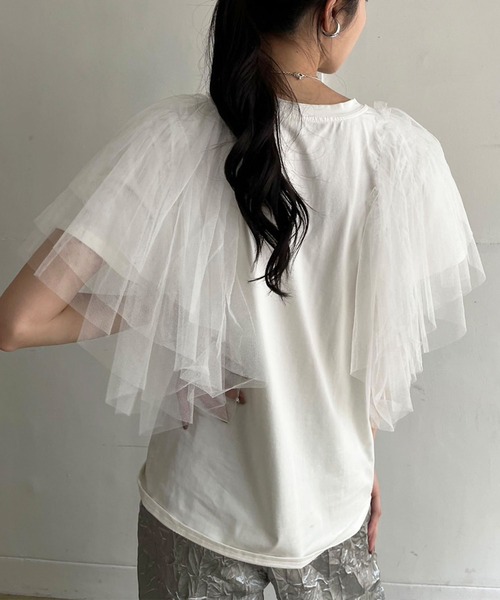 Jewelobe(ジュエローブ)の「ボリュームチュールラッフルTシャツ(Tシャツ/カットソー・レディース・ホワイト/ブラック・FREE)」の5枚目の写真