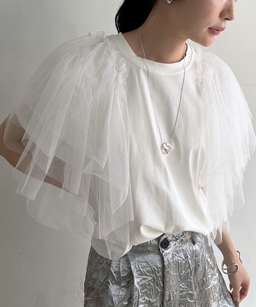 Jewelobe(ジュエローブ)の「ボリュームチュールラッフルTシャツ(Tシャツ/カットソー・レディース・ホワイト/ブラック・FREE)」の6枚目の写真