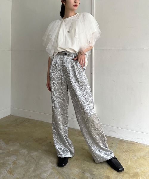 Jewelobe(ジュエローブ)の「ボリュームチュールラッフルTシャツ(Tシャツ/カットソー・レディース・ホワイト/ブラック・FREE)」の9枚目の写真