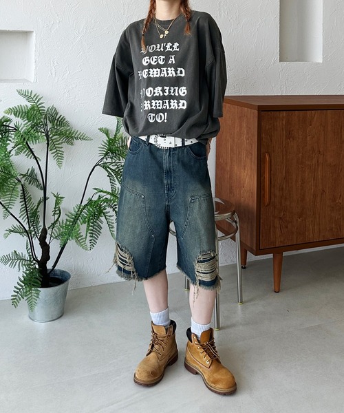 sedacle(セダクル)の「箔プリントTEE(Tシャツ/カットソー・メンズ・ブラウン/チャコールグレー・SMALL/LARGE/MEDIUM)」の7枚目の写真