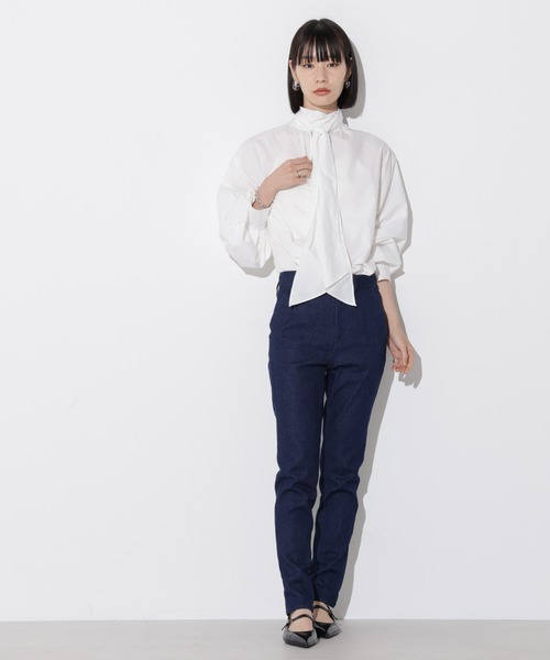Apo(s)ture(アポスチャー)の「OLIVIA-001/デニムスリムパンツ(デニムパンツ・レディース・ネイビー/ブラック・XS/S/M/L/XL)」の17枚目の写真