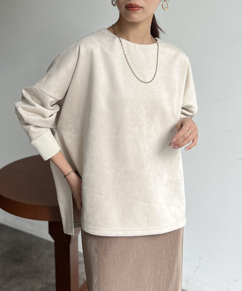 Chez toi（シェトワ）の「BACKリブラインスエードプルオーバー（Tシャツ/カットソー・レディース・ブルー/グレー/アイボリー/ブラック・FREE）」の7枚目の写真