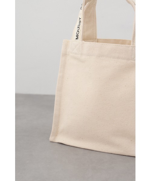 AZUL by moussy（アズールバイマウジー）の「キャンバスロゴテープミニバッグ（トートバッグ・メンズ・オフホワイト/グレー/ブラック・FREE）」の8枚目の写真