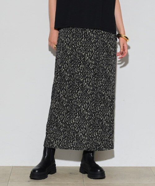 GALLEST（ギャレスト）の「変形ドットナロースカート（スカート・レディース・ホワイト系7/ブラック系4・38/36）」の6枚目の写真