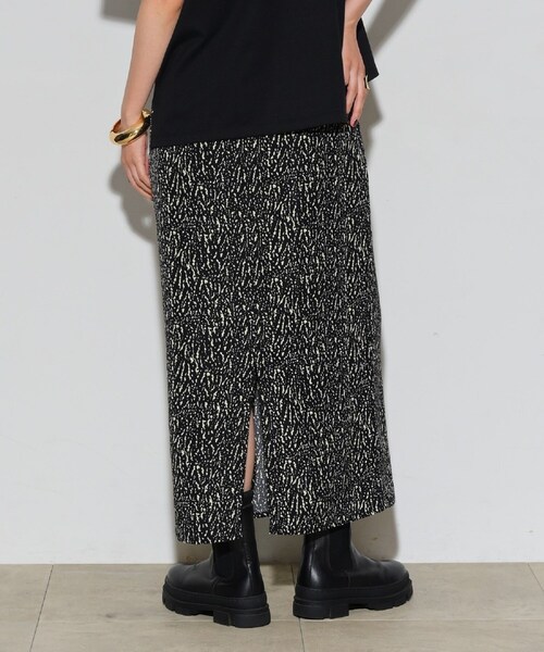 GALLEST（ギャレスト）の「変形ドットナロースカート（スカート・レディース・ホワイト系7/ブラック系4・38/36）」の7枚目の写真