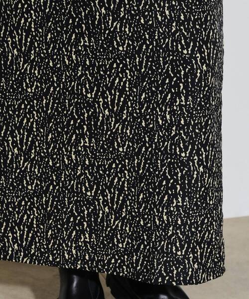GALLEST（ギャレスト）の「変形ドットナロースカート（スカート・レディース・ホワイト系7/ブラック系4・38/36）」の8枚目の写真