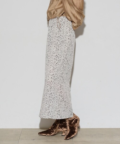 GALLEST（ギャレスト）の「変形ドットナロースカート（スカート・レディース・ホワイト系7/ブラック系4・38/36）」の10枚目の写真