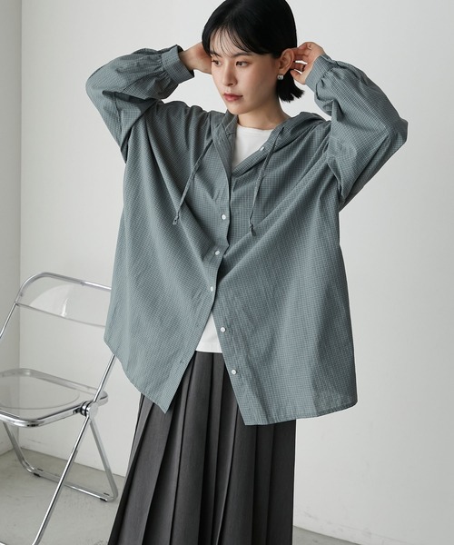 forksy.(フォルクシー)の「【forksy.】オーバーサイズチェック柄フーディーシャツ(シャツ/ブラウス・レディース・ブラック系/ブルー系/ベージュ系・FREE)」の15枚目の写真