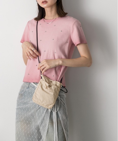 ad thie(アドティエ)の「ドロストデザイン コンパクト ショルダーバッグ(ショルダーバッグ・レディース・カーキ/ブラック/オフホワイト・FREE)」の4枚目の写真