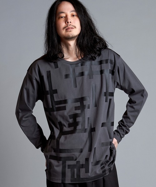 NO ID.（ノーアイディ）の「【NO ID.】Geometric Print Big Pullover / ジオメトリック プリント ビッグ プルオーバー（Tシャツ/カットソー・メンズ・グレー/ブラック/ホワイト・ONE SIZE）」の19枚目の写真