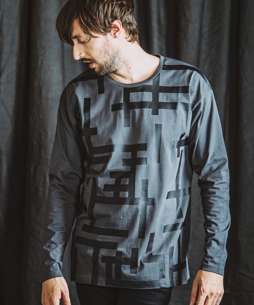 セール】ジオメトリックプリントBIG-PO（Tシャツ/カットソー）｜NO ID