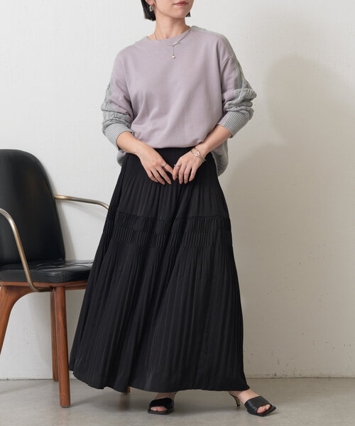 Jena espace merveilleux(ジェナ エスパスメルヴェイユ)の「裏毛ニットドッキングプルオーバー(Tシャツ/カットソー・レディース・ブラック/グレー/アイボリー・FREE)」の18枚目の写真