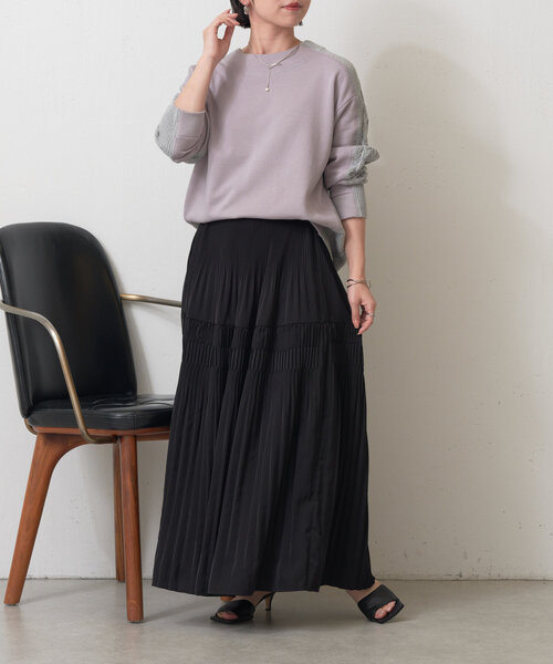 Jena espace merveilleux(ジェナ エスパスメルヴェイユ)の「裏毛ニットドッキングプルオーバー(Tシャツ/カットソー・レディース・ブラック/グレー/アイボリー・FREE)」の19枚目の写真
