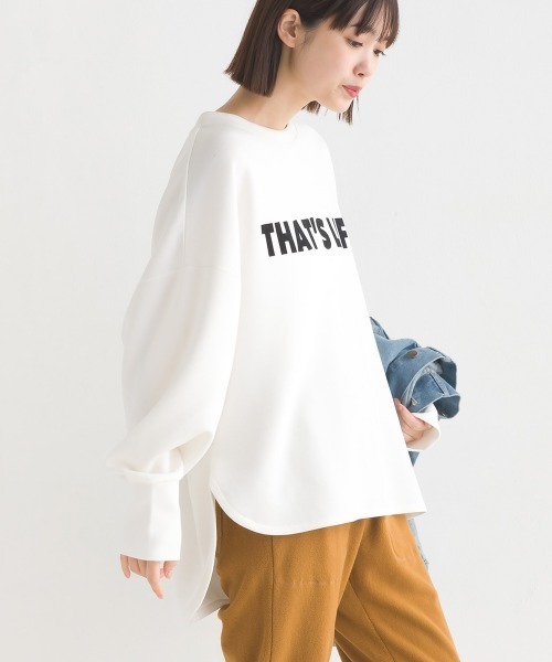 OMNES(オムネス)の「ソフトダンボールニットフロッキープリントプルオーバー(Tシャツ/カットソー・レディース・チャコール/グレイッシュベージュ/モカ/オフホワイト/ブラック・FREE)」の2枚目の写真