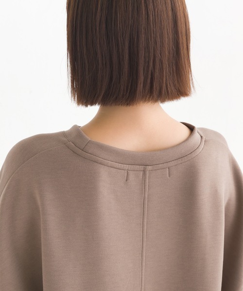 OMNES(オムネス)の「ソフトダンボールニットフロッキープリントプルオーバー(Tシャツ/カットソー・レディース・チャコール/グレイッシュベージュ/モカ/オフホワイト/ブラック・FREE)」の14枚目の写真