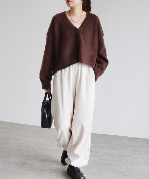 reca（レカ）の「ラクーン風ニットカーディガン（カーディガン/ボレロ・レディース・アイボリー/グリーン系その他/バーガンディー・FREE）」の5枚目の写真