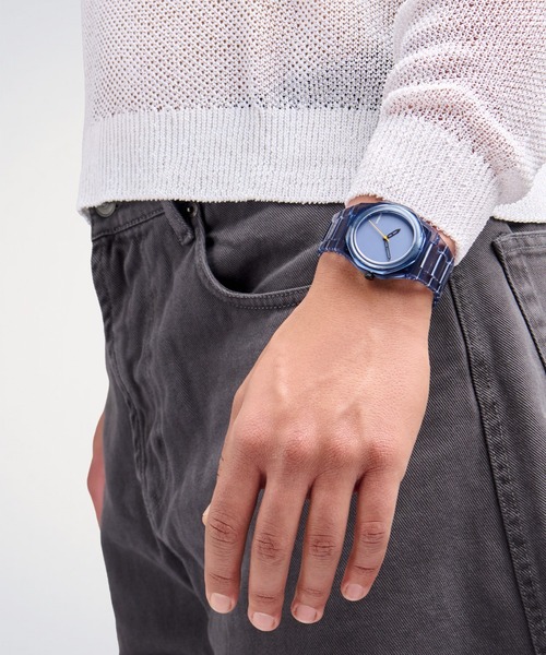 D1 MILANO(ディーワンミラノ)の「「D1 MILANO/ディーワン ミラノ」NYLON ナイロン クリアウォッチ ユニセックス(アナログ腕時計・メンズ・ホワイト/クリアブラック/クリアブルー/ライトブルーグレー/ミント・39mm)」の5枚目の写真