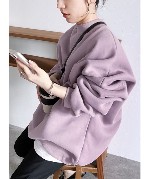 reca(レカ)の「オーバーサイズ裏起毛スウェット(スウェット・レディース・チャコール/キナリ/グレイッシュベージュ/ラベンダー・FREE)」の2枚目の写真