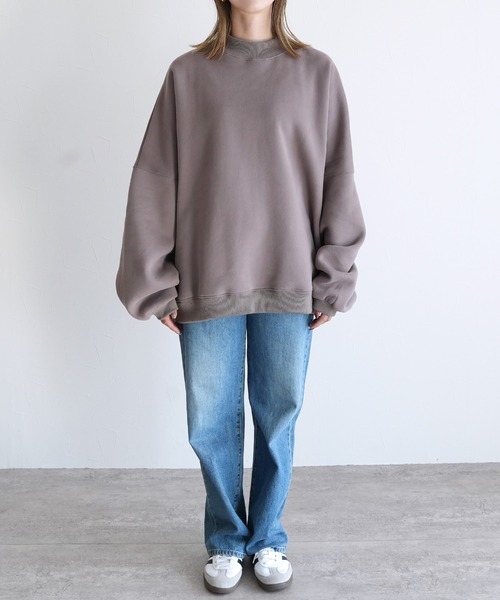 reca(レカ)の「オーバーサイズ裏起毛スウェット(スウェット・レディース・チャコール/キナリ/グレイッシュベージュ/ラベンダー・FREE)」の12枚目の写真