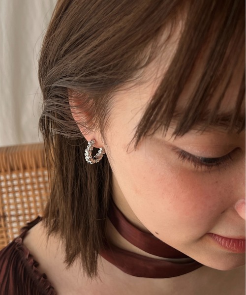 ciite'(シーテ)の「ギャザーメタルワンタッチフープピアス (両耳用)(ピアス(両耳用)・レディース・シルバー/ゴールド・FREE)」の6枚目の写真