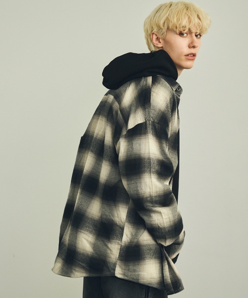 Shoowtime（ショウタイム）の「フランネルオンブレチェック長袖シャツ（シャツ/ブラウス・メンズ・ブラック系・X-LARGE/LARGE/MEDIUM）」の16枚目の写真