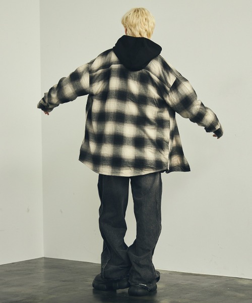 Shoowtime（ショウタイム）の「フランネルオンブレチェック長袖シャツ（シャツ/ブラウス・メンズ・ブラック系・X-LARGE/LARGE/MEDIUM）」の9枚目の写真