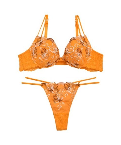 Reinest（レイネスト）の「オアシス フラワー ストリング