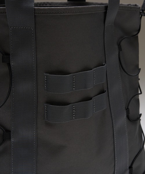 MAISON CLUB(メゾンクラブ)の「【MAISON CLUB】ドローコード付きトートバック A4サイズ / M-65 MA-1 A4収納可能 大容量 マザーズバッグ(トートバッグ・メンズ・ブラック/グレー/カーキ・FREE)」の6枚目の写真