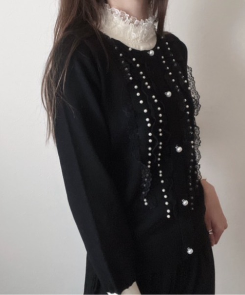 deux amour(ドゥーザムール)の「バイカラーレースパールカーディガン風ニット(Tシャツ/カットソー・レディース・ブラック/アイボリー・FREE)」の8枚目の写真