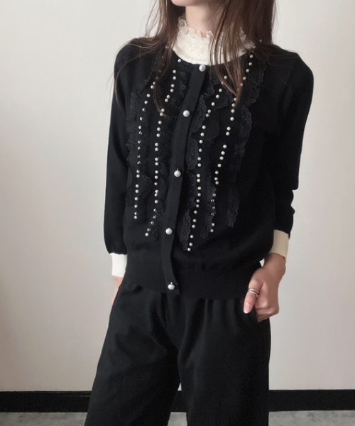 deux amour(ドゥーザムール)の「バイカラーレースパールカーディガン風ニット(Tシャツ/カットソー・レディース・ブラック/アイボリー・FREE)」の9枚目の写真