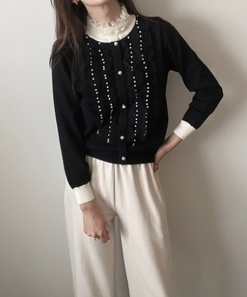 deux amour(ドゥーザムール)の「バイカラーレースパールカーディガン風ニット(Tシャツ/カットソー・レディース・ブラック/アイボリー・FREE)」の11枚目の写真
