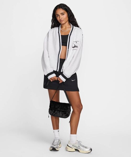 NIKE（ナイキ）の「ナイキ スポーツウェア フューチュラ 365 フェイクファー クロスボディバッグ (1L) / Nike Sportswear Futura 365 Faux Fur Crossbody Bag (1L) FZ1326-010 Black（ボディバッグ/ウエストポーチ・レディース・ブラック・ONE SIZE）」の8枚目の写真