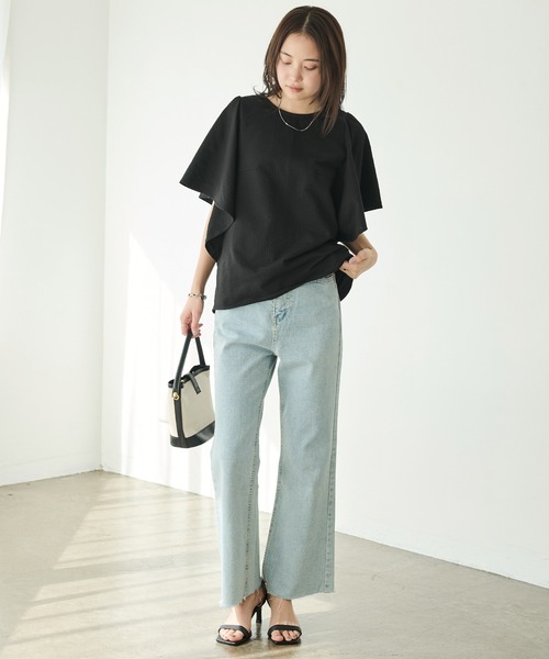 LAVEANGE（ラビアンジェ）の「サッカーストライプフリルブラウス（シャツ/ブラウス・レディース・ブラック/ブルー/オフホワイト・4L/3L/LL/M/5L）」の14枚目の写真