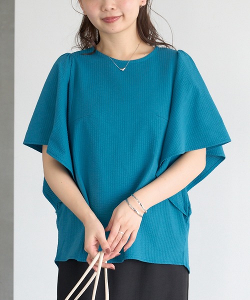 LAVEANGE（ラビアンジェ）の「サッカーストライプフリルブラウス（シャツ/ブラウス・レディース・ブラック/ブルー/オフホワイト・4L/3L/LL/M/5L）」の5枚目の写真