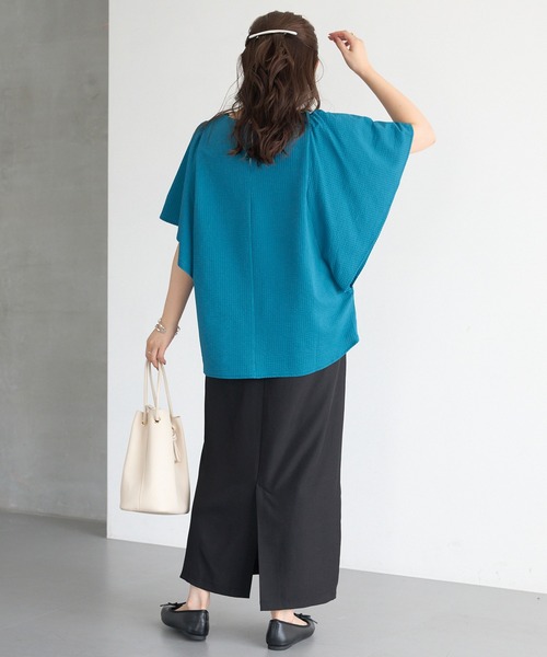 LAVEANGE（ラビアンジェ）の「サッカーストライプフリルブラウス（シャツ/ブラウス・レディース・ブラック/ブルー/オフホワイト・4L/3L/LL/M/5L）」の21枚目の写真