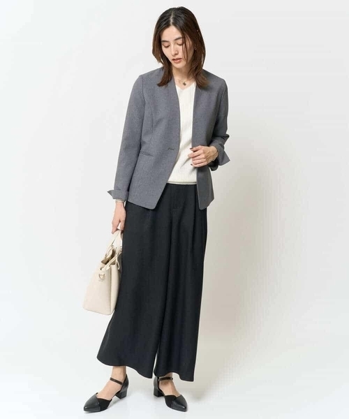 a.v.v(アーヴェヴェ)の「ウール調フレアパンツ(その他パンツ・レディース・ブラック/グレー系その他・36/34/38/40/42)」の17枚目の写真