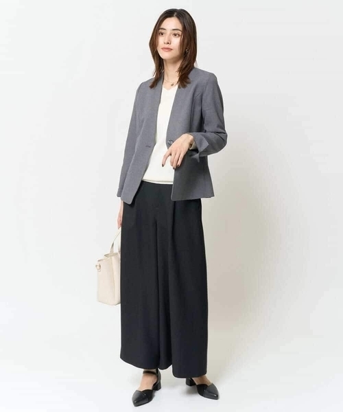 a.v.v(アーヴェヴェ)の「ウール調フレアパンツ(その他パンツ・レディース・ブラック/グレー系その他・36/34/38/40/42)」の16枚目の写真