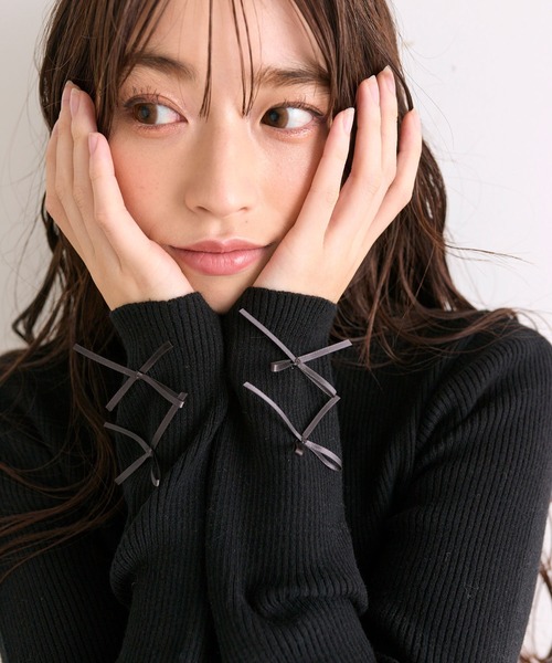 OLIVE des OLIVE（オリーブデオリーブ）の「袖リボンタートルネック（ニット/セーター・レディース・ピンク/その他/ブラック/オフホワイト・FREE）」の11枚目の写真