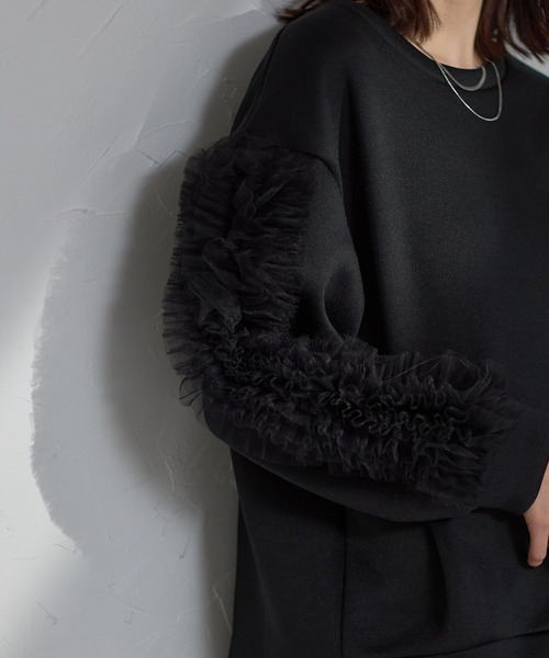 each（イーチ）の「チュールスリーブ裏起毛クロップドスウェット（スウェット・レディース・ブラック/ライトグレー/グレー・FREE）」の18枚目の写真