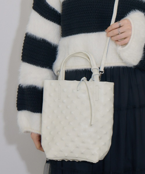 Paradise Picnic（パラダイスピクニック）の「MILLELA FIRENZE  エンボスレザーミニトート（トートバッグ・レディース・アイボリー/ゴールド/シルバー/ブラック・FREE）」の2枚目の写真