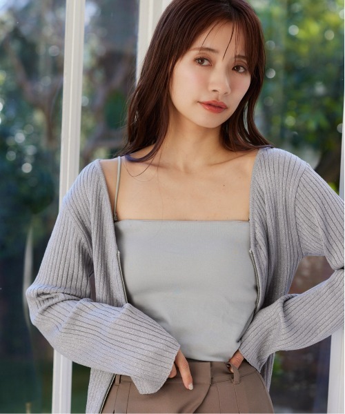 mysty woman（ミスティウーマン）の「あんず企画・モールドカップ付きインナーキャミソール  322314（キャミソール・レディース・ブラック/グレー/オフホワイト/ピンク・FREE）」の4枚目の写真