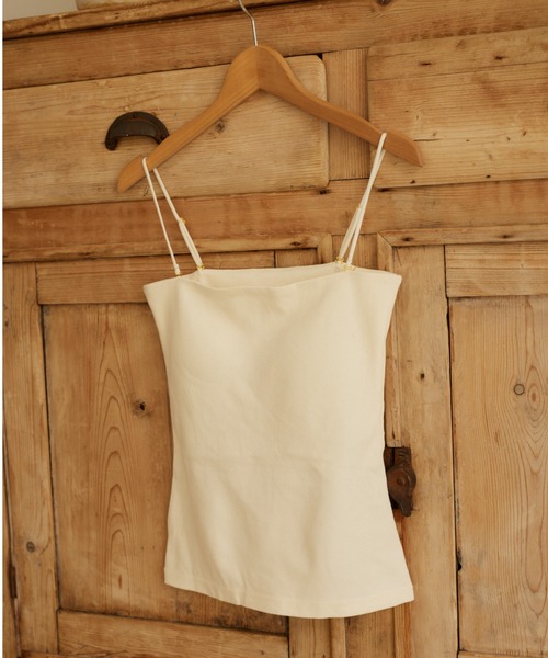 mysty woman（ミスティウーマン）の「あんず企画・モールドカップ付きインナーキャミソール  322314（キャミソール・レディース・ブラック/グレー/オフホワイト/ピンク・FREE）」の2枚目の写真