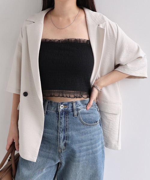 Freesia by andme(フリージアバイアンドミー)の「カップ付きチュールシャーリングショート丈キャミソール(キャミソール・レディース・オフホワイト/ブラック/ピンク/アイボリー・M)」の3枚目の写真