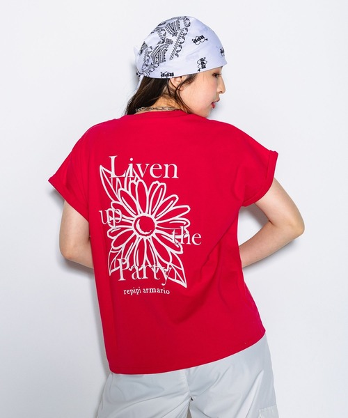 repipi armario(レピピ アルマリオ)の「BACKフラワーTシャツ(Tシャツ/カットソー・キッズ・ブラック/ホワイト/レッド・LARGE/MEDIUM/SMALL)」の3枚目の写真