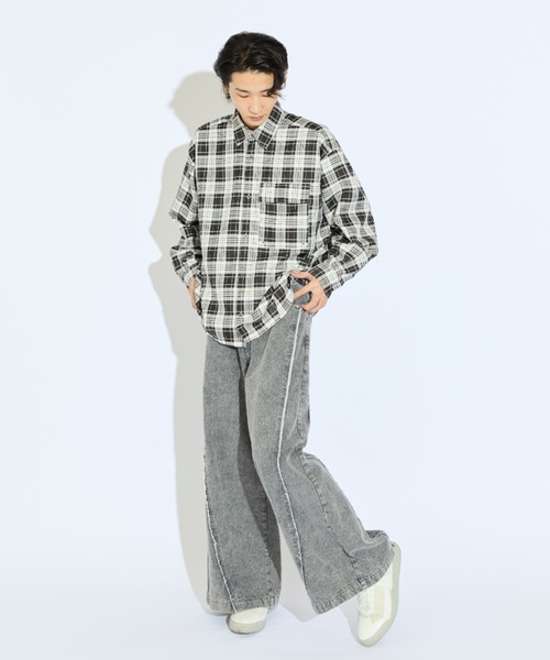 Lui's(ルイス)の「【Neucon/ニューコン】アイレットポケットオーバーサイズチェックシャツ(シャツ/ブラウス・メンズ・サックスブルー/ブラック・2/1)」の6枚目の写真