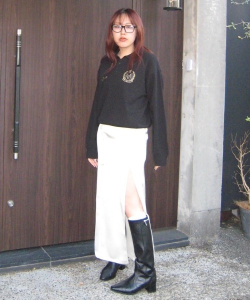 ACLENT(アクレント)の「エンブレムロゴステッチニット(ニット/セーター・レディース・ブラック/ホワイト/グレー/ネイビー・FREE)」の8枚目の写真