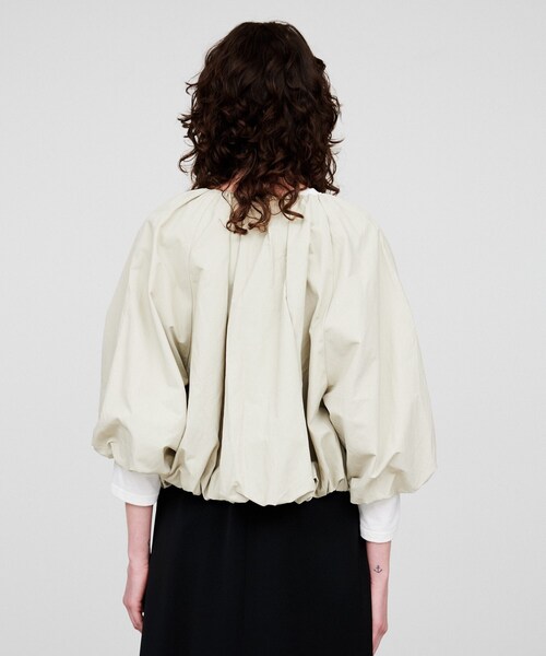 cloenc（クロエンス）の「【手洗い可】バルーンショートブルゾン（ブルゾン・レディース・ホワイト/チャコールグレー/ナチュラル・01/02/03）」の12枚目の写真