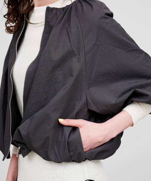 cloenc（クロエンス）の「【手洗い可】バルーンショートブルゾン（ブルゾン・レディース・ホワイト/チャコールグレー/ナチュラル・01/02/03）」の5枚目の写真