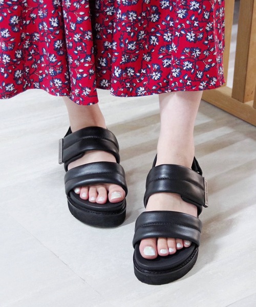 Minnetonka(ミネトンカ)の「MINNETONKA ミネトンカ / プラットフォームパファーストラップサンダル 25M02(サンダル・レディース・ブラック/シルバー/ベージュ/ホワイト・5/9/8/7/6)」の20枚目の写真